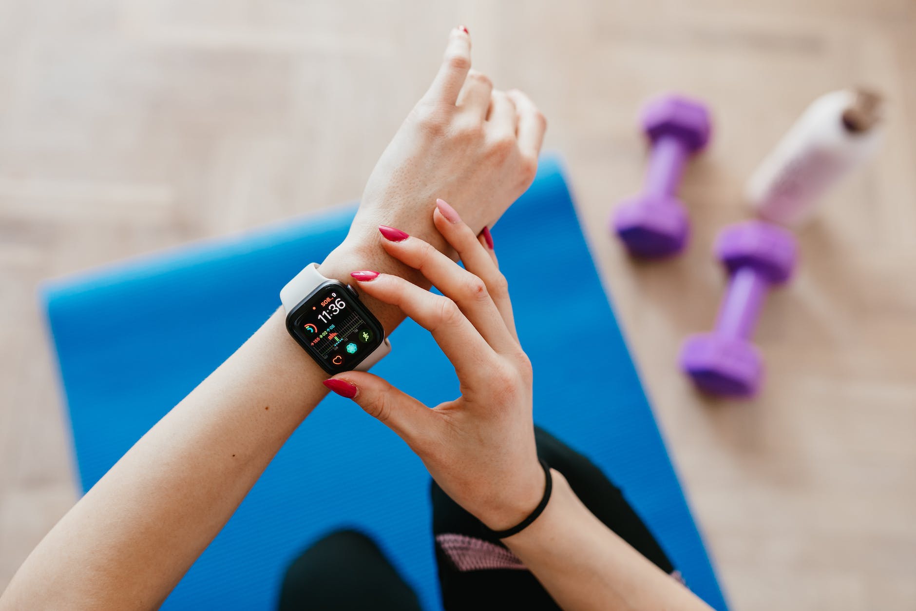 A smartwatch can be an invaluable addition to your health and fitness routine.